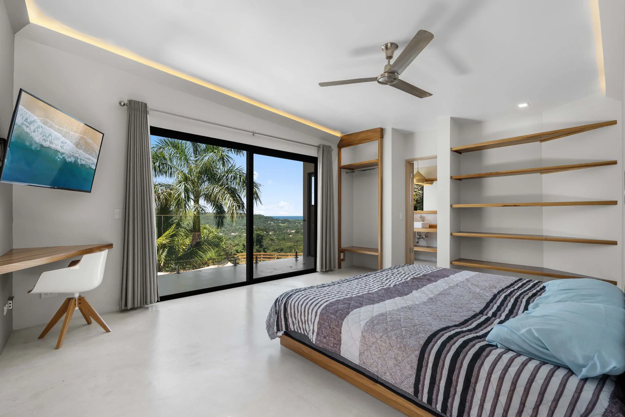 Casa Siempre Surfeando: Ocean Views + 1.45 Acres - Gallery image 8