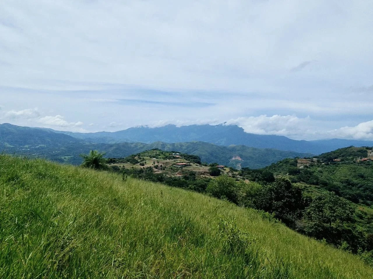 Near the Coast and Mountain Home Construction Site For Sale in Orotina y Caldera - Gallery image 4