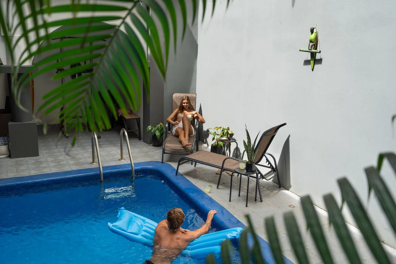 Laughing Gecko Suites: Beach Suites / Boutique Hotel For  Sale - Gallery image 32
