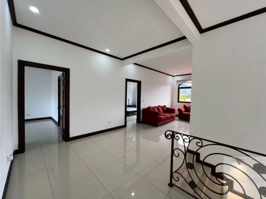 Beautiful Home in Colinas de Montealegre, Curridabat - Gallery image 14