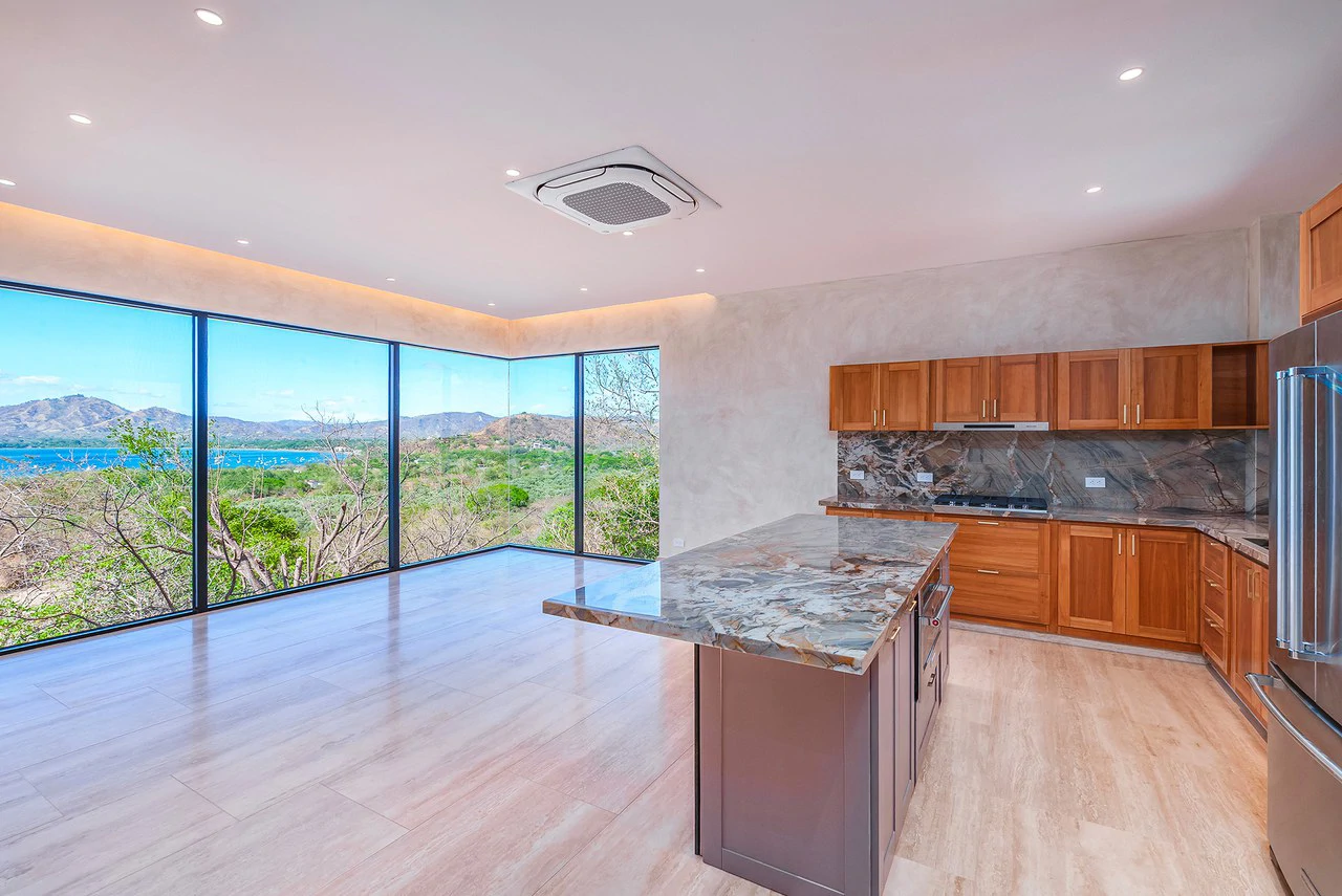 El Palacete Flamingo: 7BR Luxury Home with Vast Ocean Views - Gallery image 22