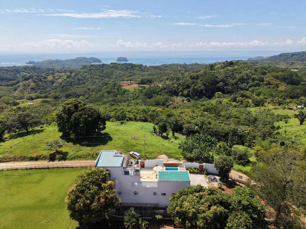 Casa Kairos: Brand-New 700 m² Home with 4 Bedrooms, Stunning Ocean View, and Infinity Pool – 15 Minutes from Sámara - Gallery image 3