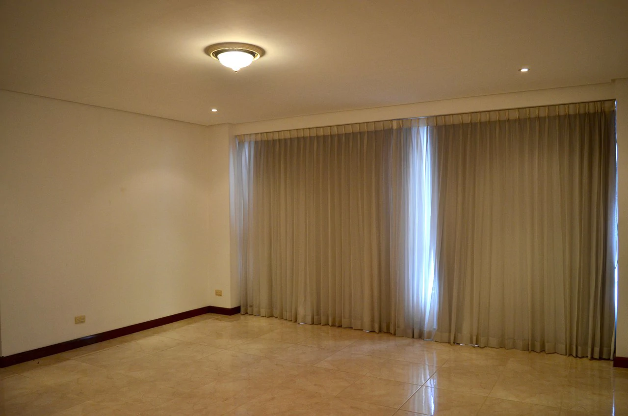 VENTA DE APARTAMENTO DE LUJO EN ESCAZU TORRE LOS LAURELES: Apartment For Sale in Los Laureles - Gallery image 11