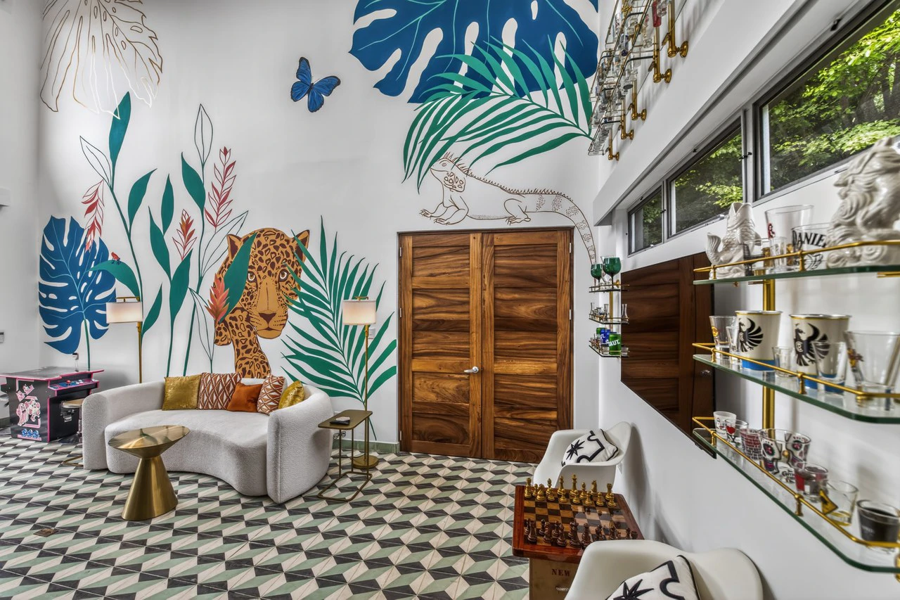 Casa Pochote: Artisan Luxury Villa in Tamarindo | Pool, Jacuzzi & Langosta Beach Club Membership Included - Gallery image 30