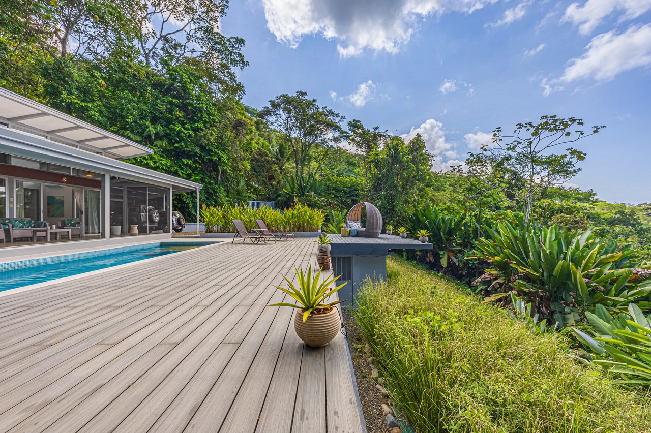 Uvita Ocean and Whale Tail View Modern Home on 3.64 Acres in Exclusive Enclave - Gallery image 20
