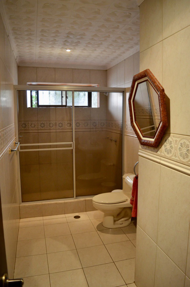 Spectacular 4BR House for sale in San Rafael - Heredia, ideal for a large family, or for those looking for a rental income option! - Gallery image 32