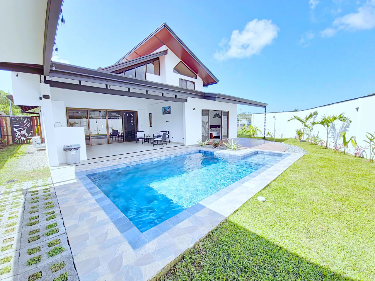 Price Reduced - Modern Oasis Near Uvita: Contemporary Living with Pool & Privacy