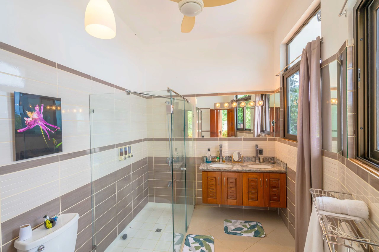 Mountain House For Sale in Savegre - Gallery image 29