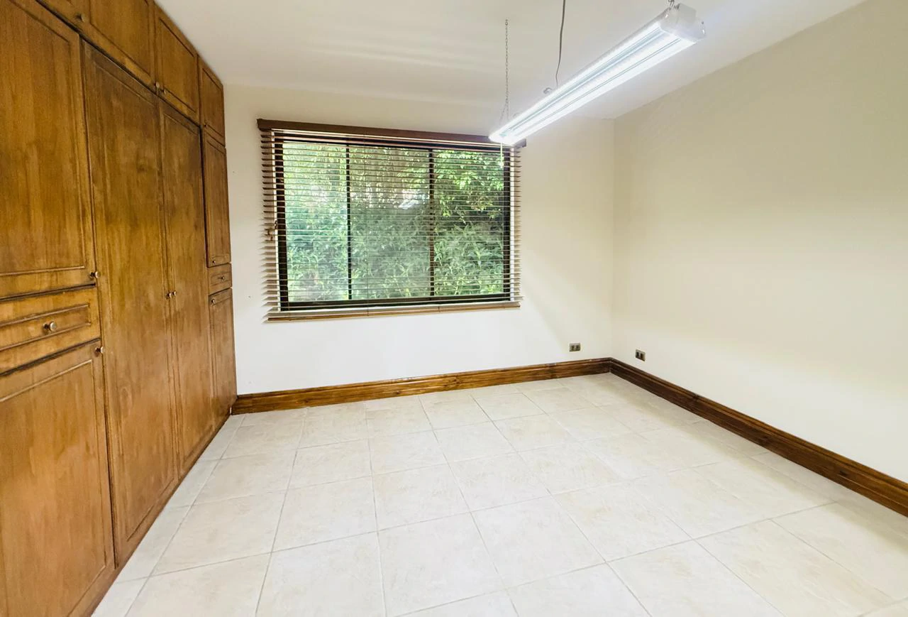 House for lease gated community 4 bedrooms Costa Rica - Gallery image 10