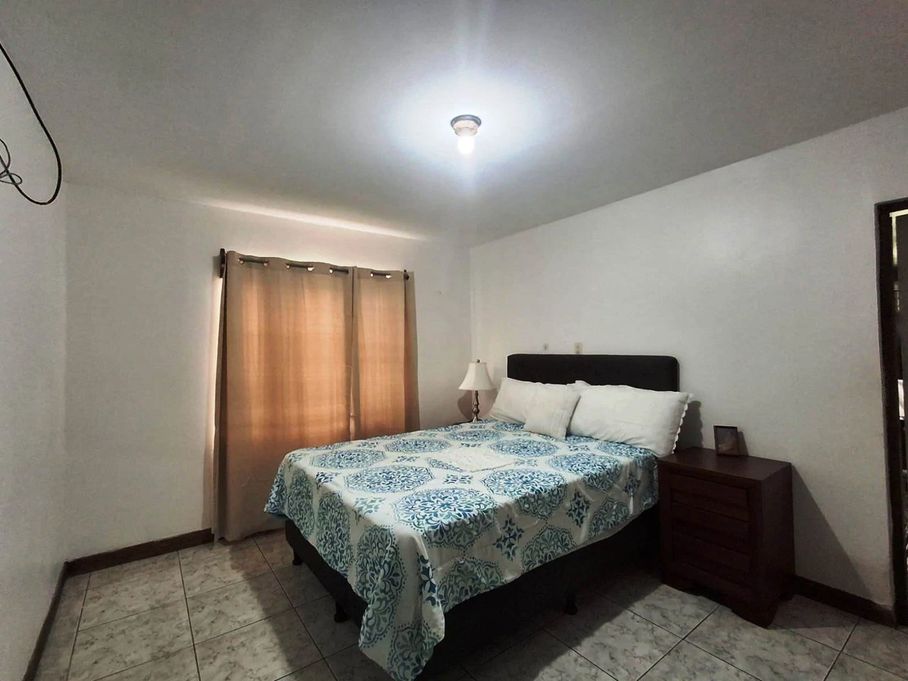 Casa Convenience: Grecia Garden Home on Large Lot + Rental Apartment! - Gallery image 11