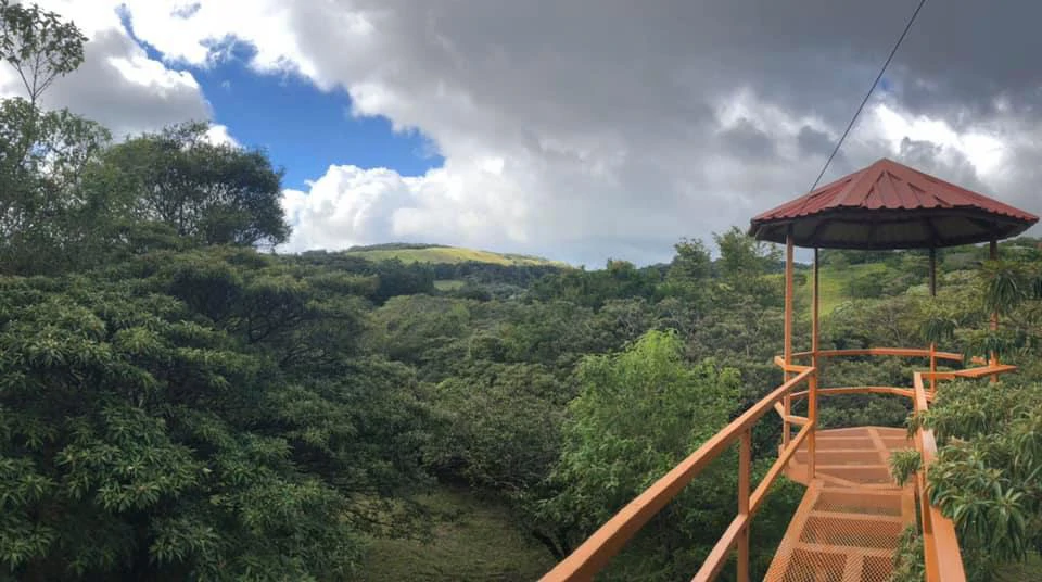 2 Acres with 4 houses Centrally located in Monteverde BV0224: Turn-Key Accommodations Business on 2 Acres Just 5 Minutes from Santa Elena – Surrounded by Nature, Ready to Grow - Gallery image 30