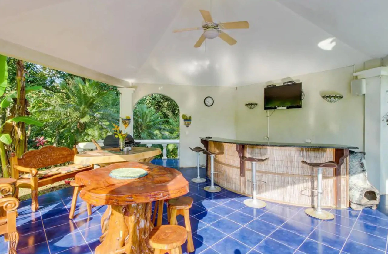 Quebrada Estate: A Stunning Luxury Home - Gallery image 11