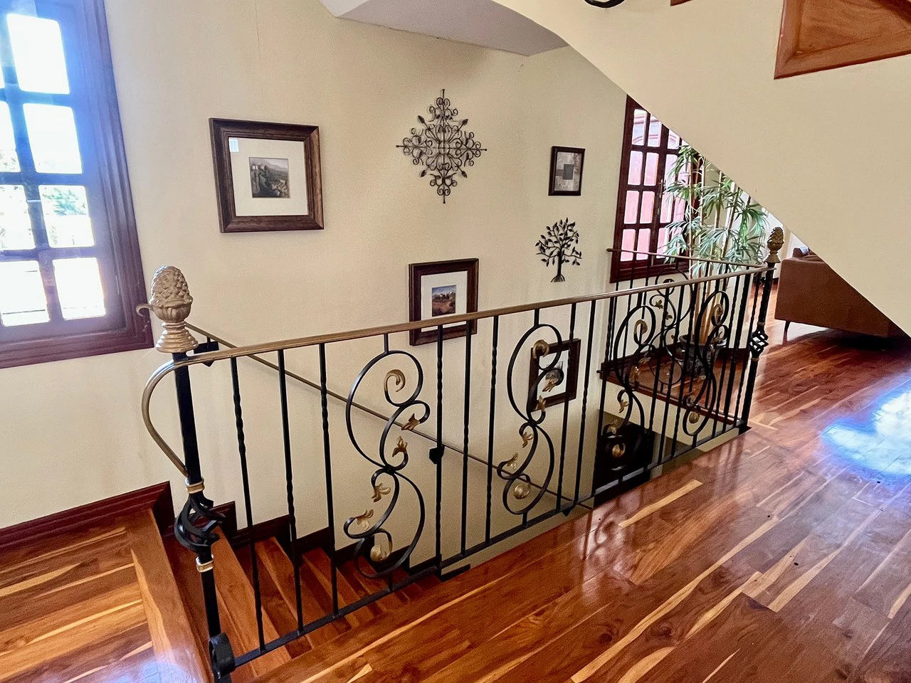 ID 3902:: Breathtaking Mountain View - Home for Sale - Gallery image 37