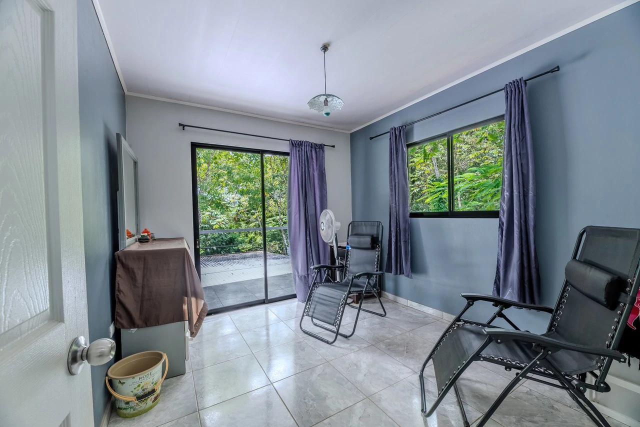 Multi-Family Compound, 4 Fully Furnished Units | 15 Minutes to the Beach - Gallery image 20