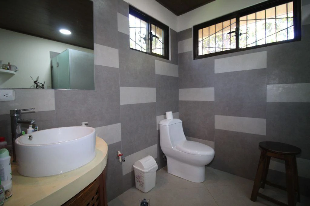 Casa Nela: Brand new multi-family home and income-producing property, steps from the beach - Gallery image 16