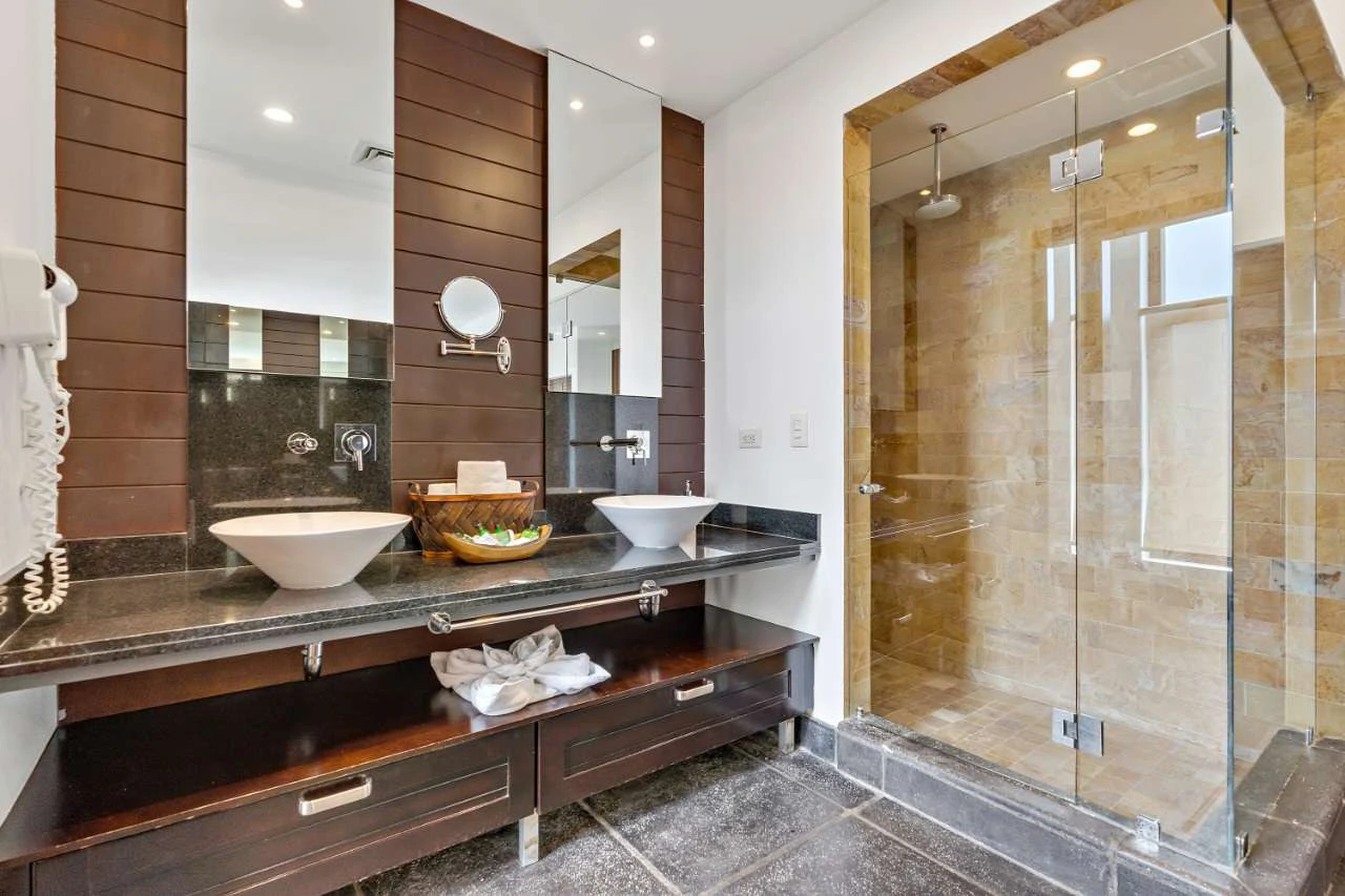 Rainforest 22B: Live in the number one luxury development with private beach in the national reserve of Manuel Antonio - Gallery image 12
