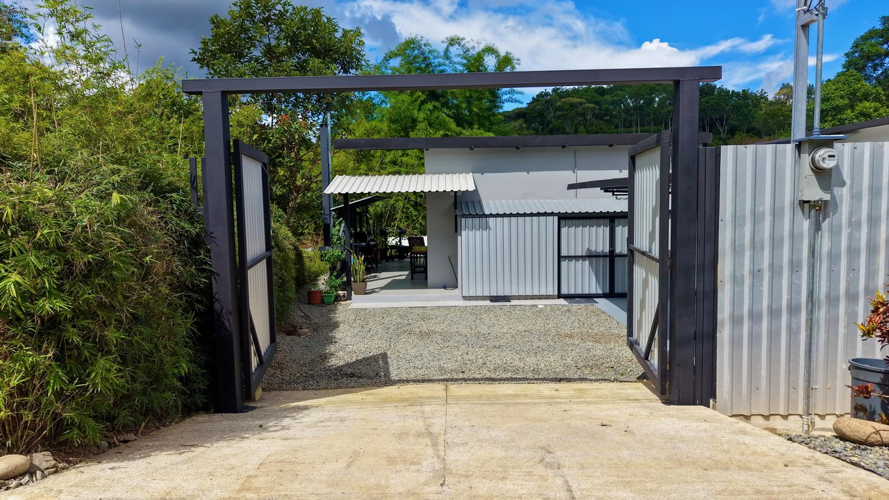 House For Sale in Pedregoso - Gallery image 9