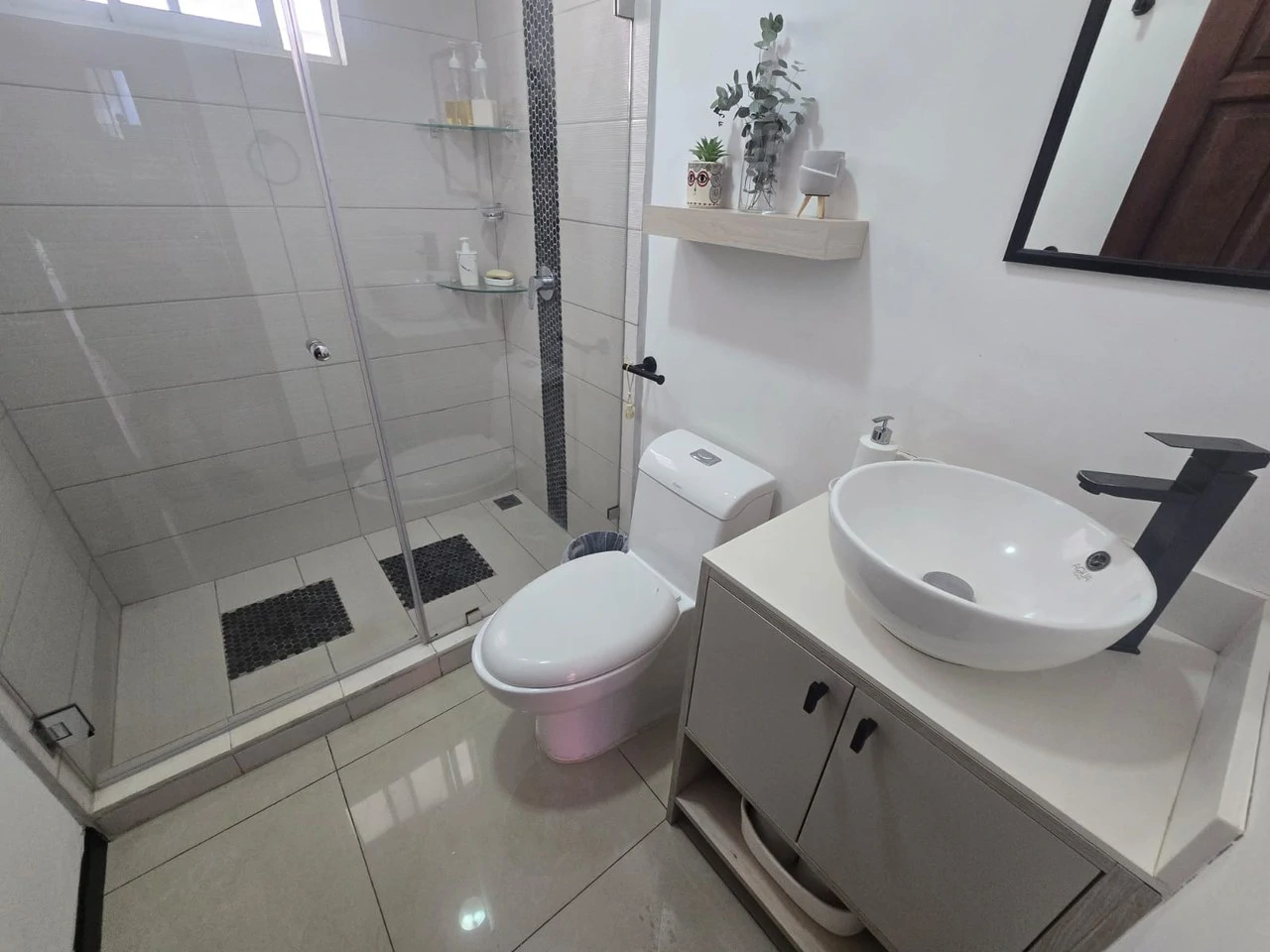 Beautiful House for Sale in a Gated Community - Gallery image 23