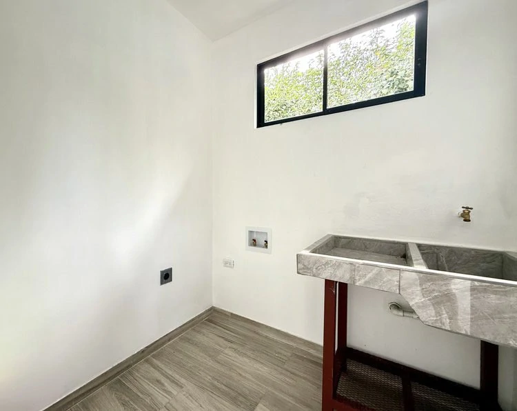 Villa Flores:   Brand new build in upcoming Villas del Mar neighbourhood.  $399,000 USD - Gallery image 21