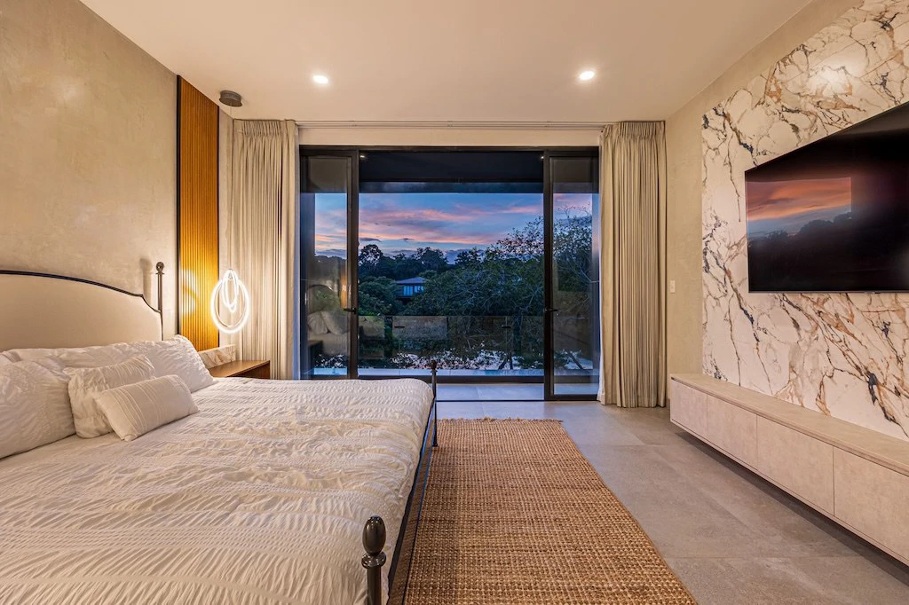 Near the Coast House For Sale in Playa Herradura - Gallery image 6