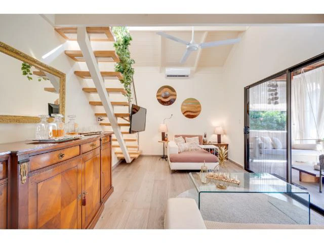 Luxury double Condos for Sale in Playa Potrero, 800 mts away from Penca Beach, with a wonderful common swimming pool and jacuzzi in tropical garden - Gallery image 6