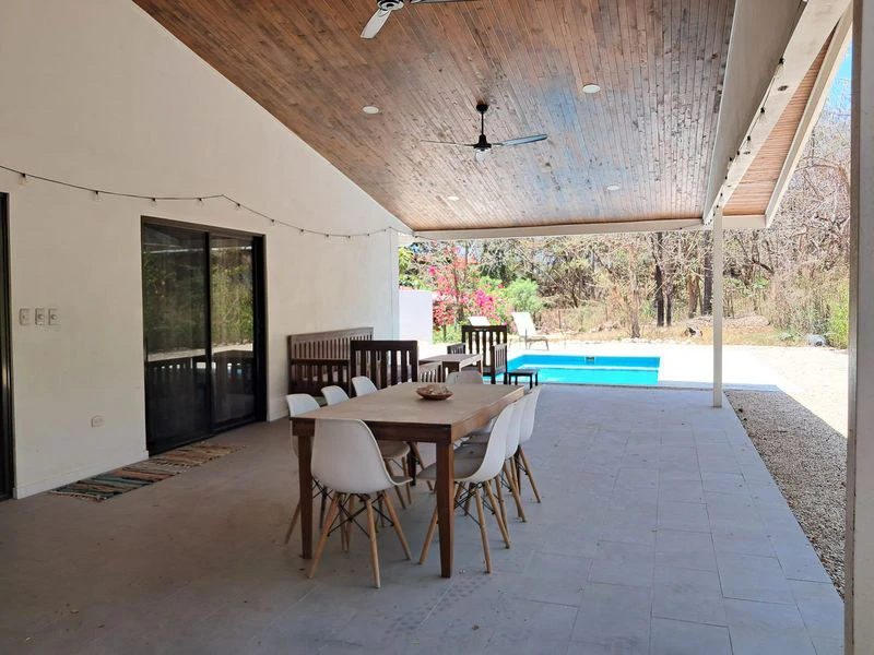 Casa Blanca: Urgent Sale -Single-Story Home with Pool and Expansion Potential - Gallery image 11