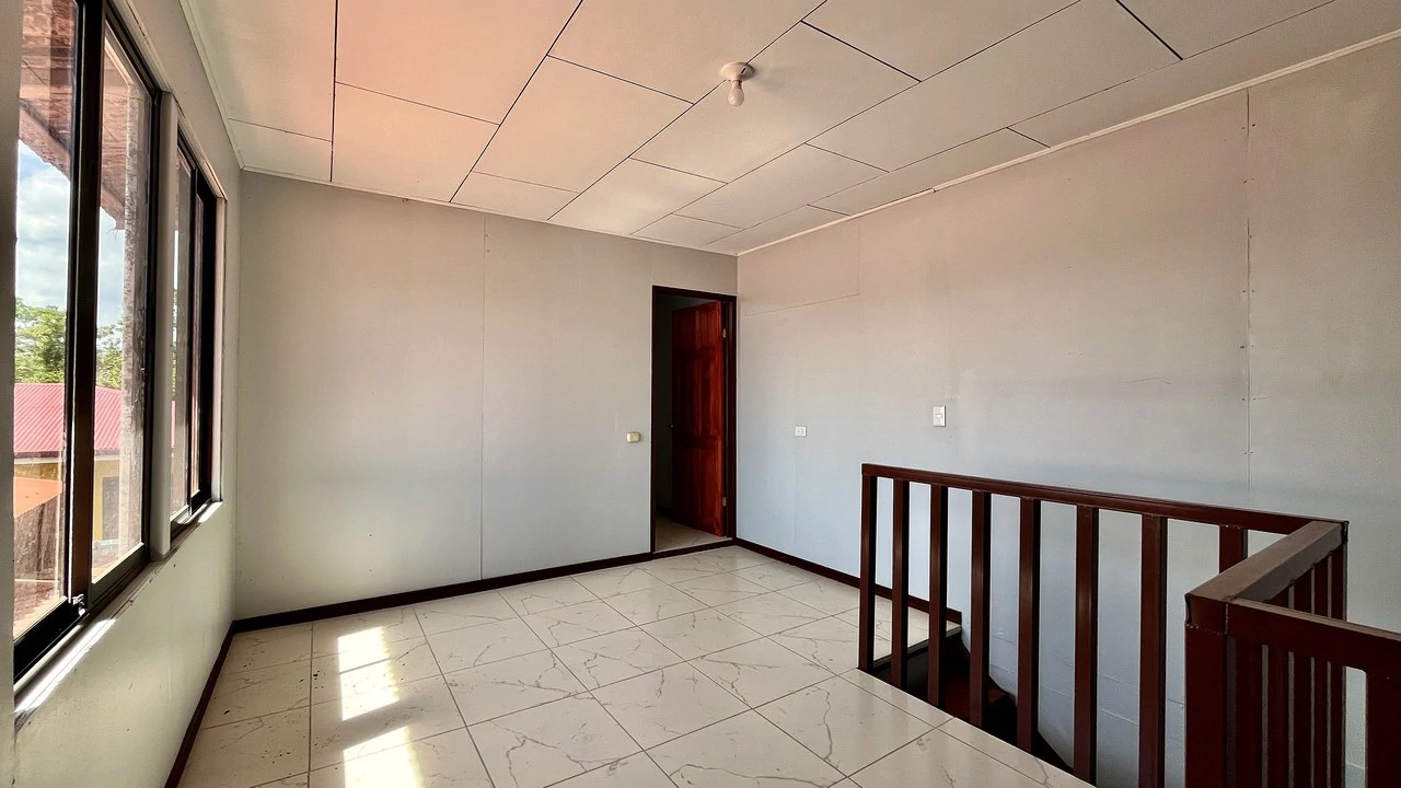 House For Sale in Daniel Flores - Gallery image 18