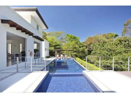 Enjoy living in the best condominium in Ciudad Colon - Gallery image 7