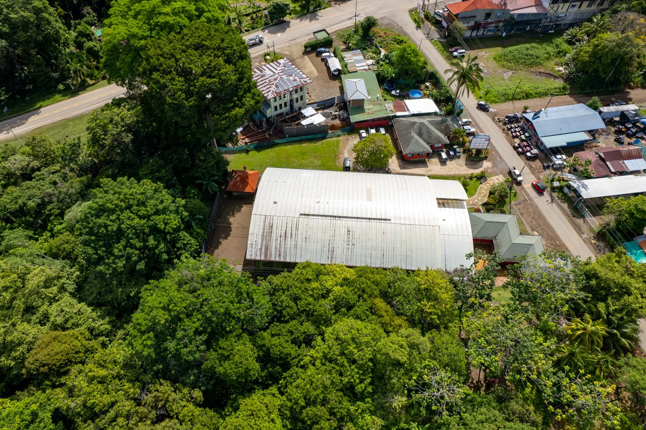 THRIVING SPORTS AND COMMERCIAL BUSINESS WITH OWNER FINANCING OPTION: Rincon Uvita - Gallery image 37