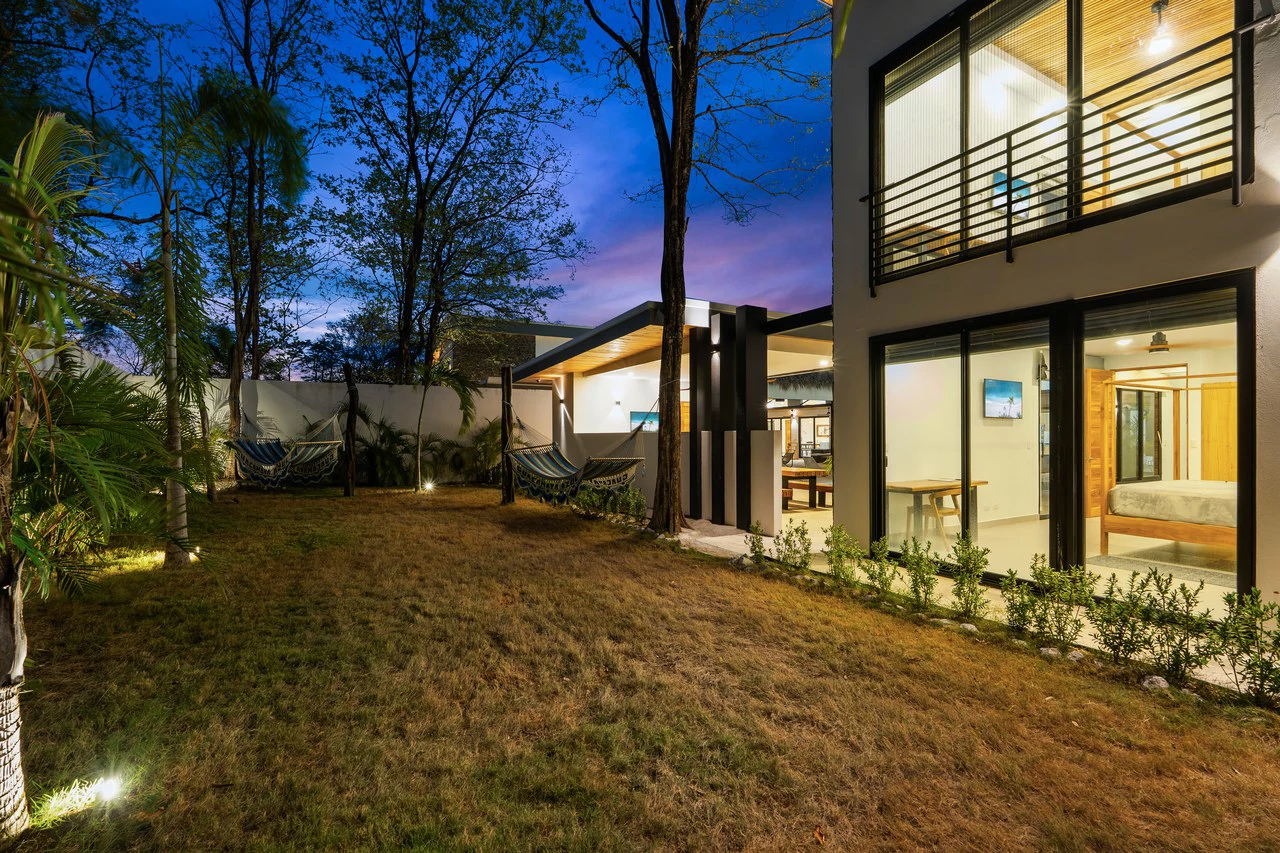 Casa Guacamaya Azul: Fully Furnished Luxury Villa in Playa Grande - Gallery image 27