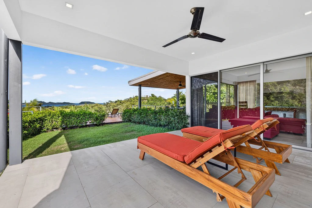 Villa Palmera: Ocean View Home for Sale in Playa Potrero, Costa Rica - Gallery image 13