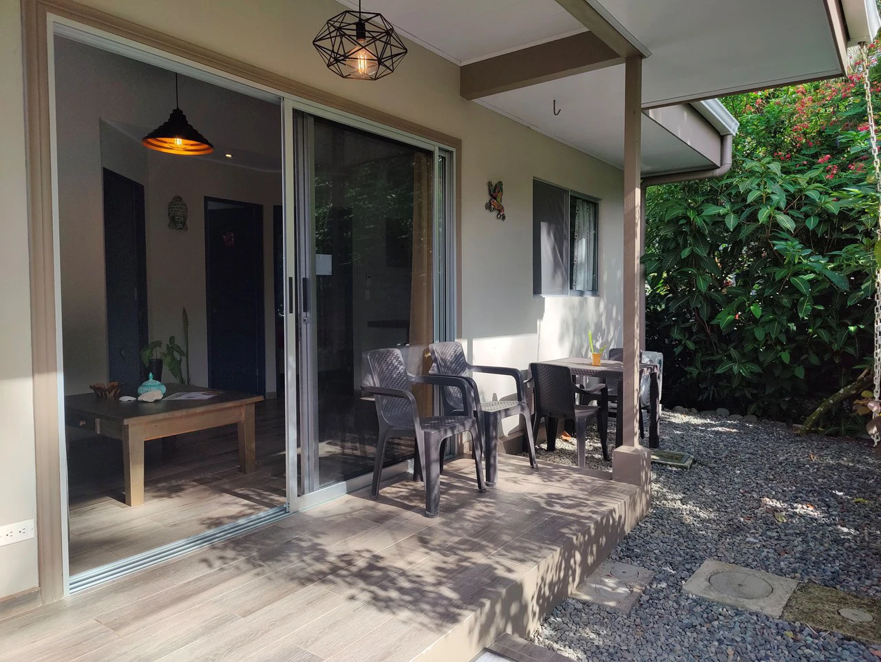 Sibo House - Boutique Hotel: Four Modern Independent Guest Suites in Playa Negra, Steps to the Beach - Gallery image 10