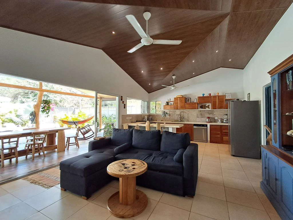 Casa de la Vida Loca: A Pura Vida Lifestyle with Income Potential - Gallery image 6