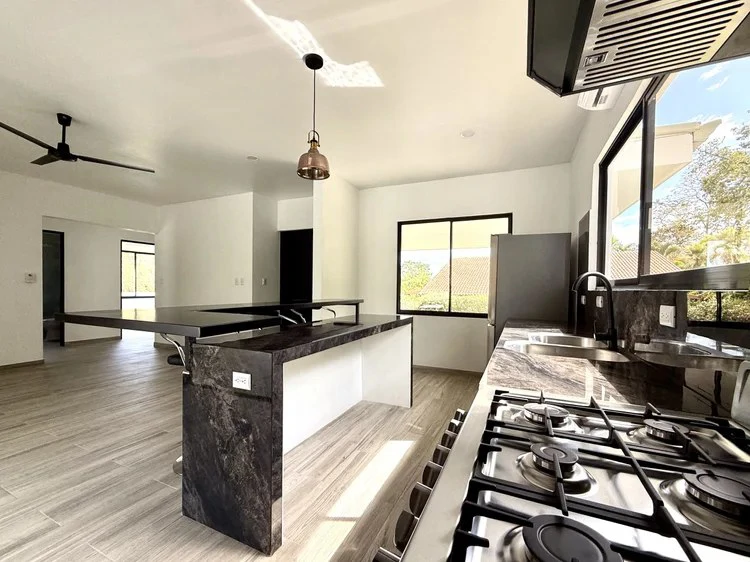 Villa Flores:   Brand new build in upcoming Villas del Mar neighbourhood.  $399,000 USD - Gallery image 11