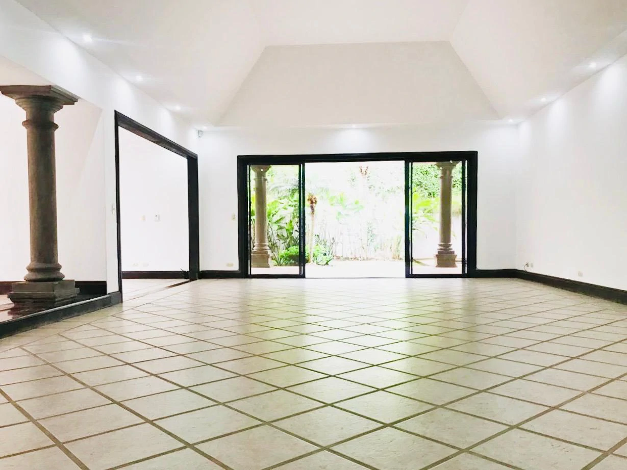 House for sale with pool in Gated community Bosques de Lindora Santa Ana Costa Rica - Gallery image 2