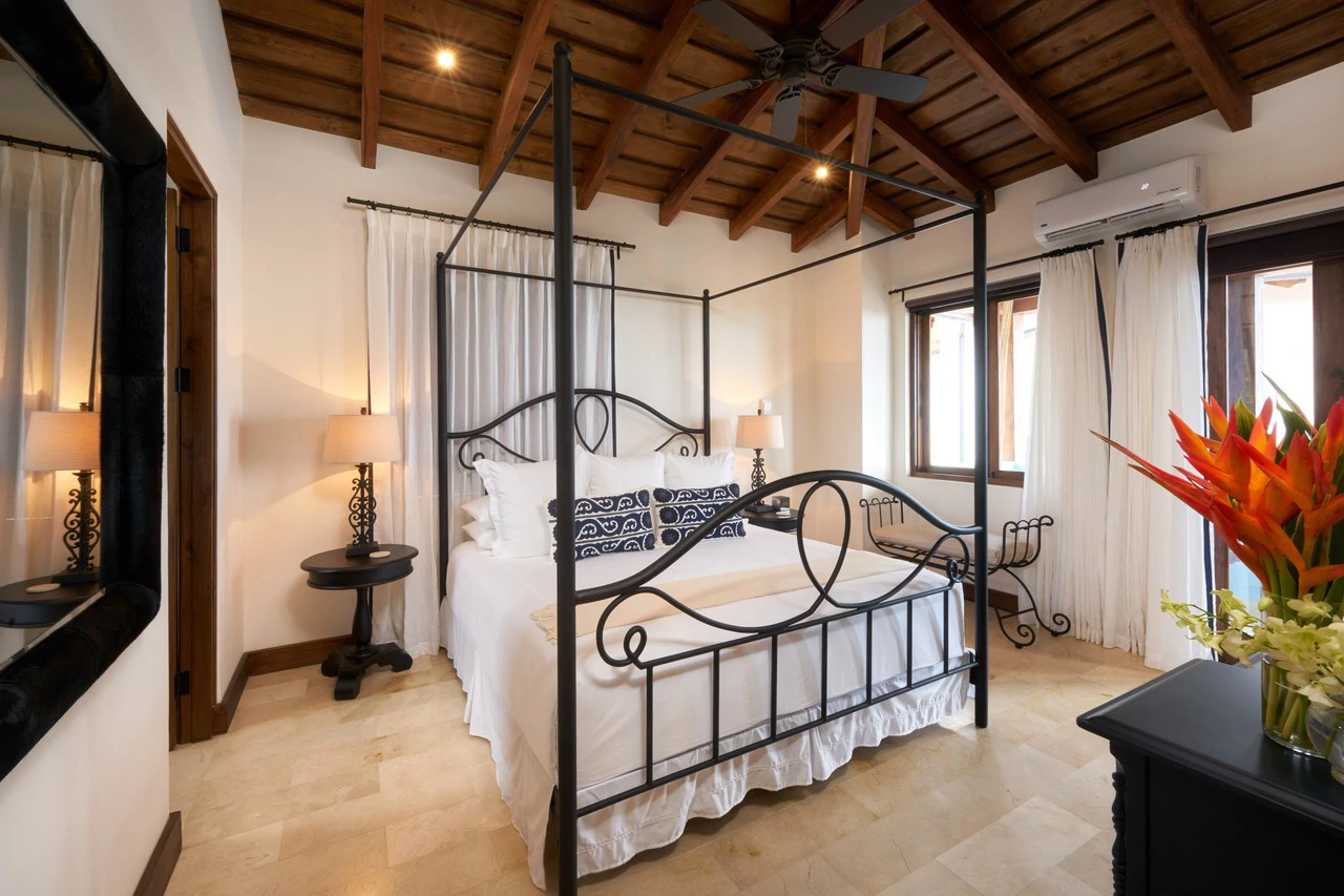 7 Calle La Ronda: Elegant 3-Story Ocean View Hillside Home in Las Catalinas - Gallery image 18