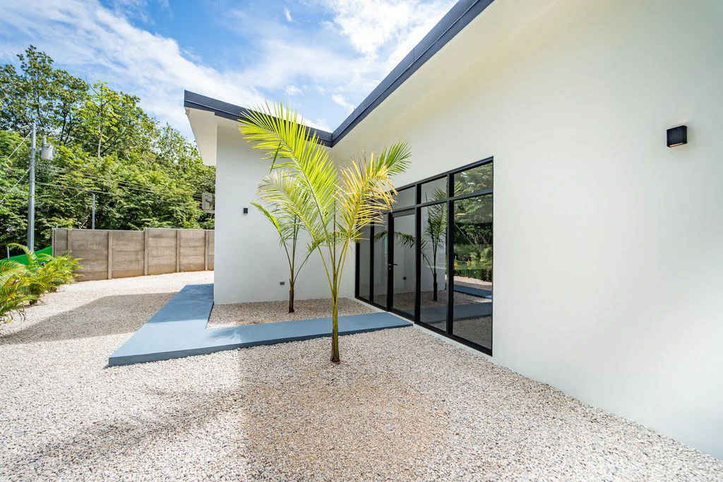 Casa Quetzal del Bosque: Turnkey Tropical Living with Income Potential – Just 5 Minutes from Carrillo Beach - Gallery image 15