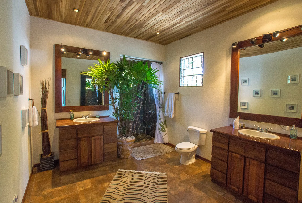 Luxury Vacation Rental Villas for Sale with Amazing Views of Lake Arenal - Gallery image 50