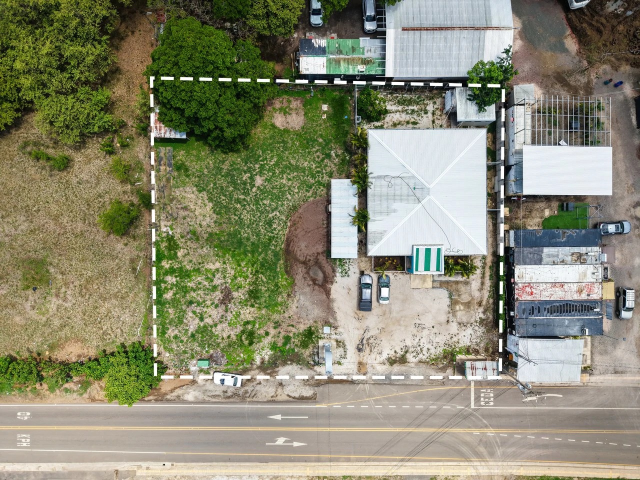 Vet Clinic: Prime Commercial Property & Veterinary Clinic For Sale - Gallery image 13