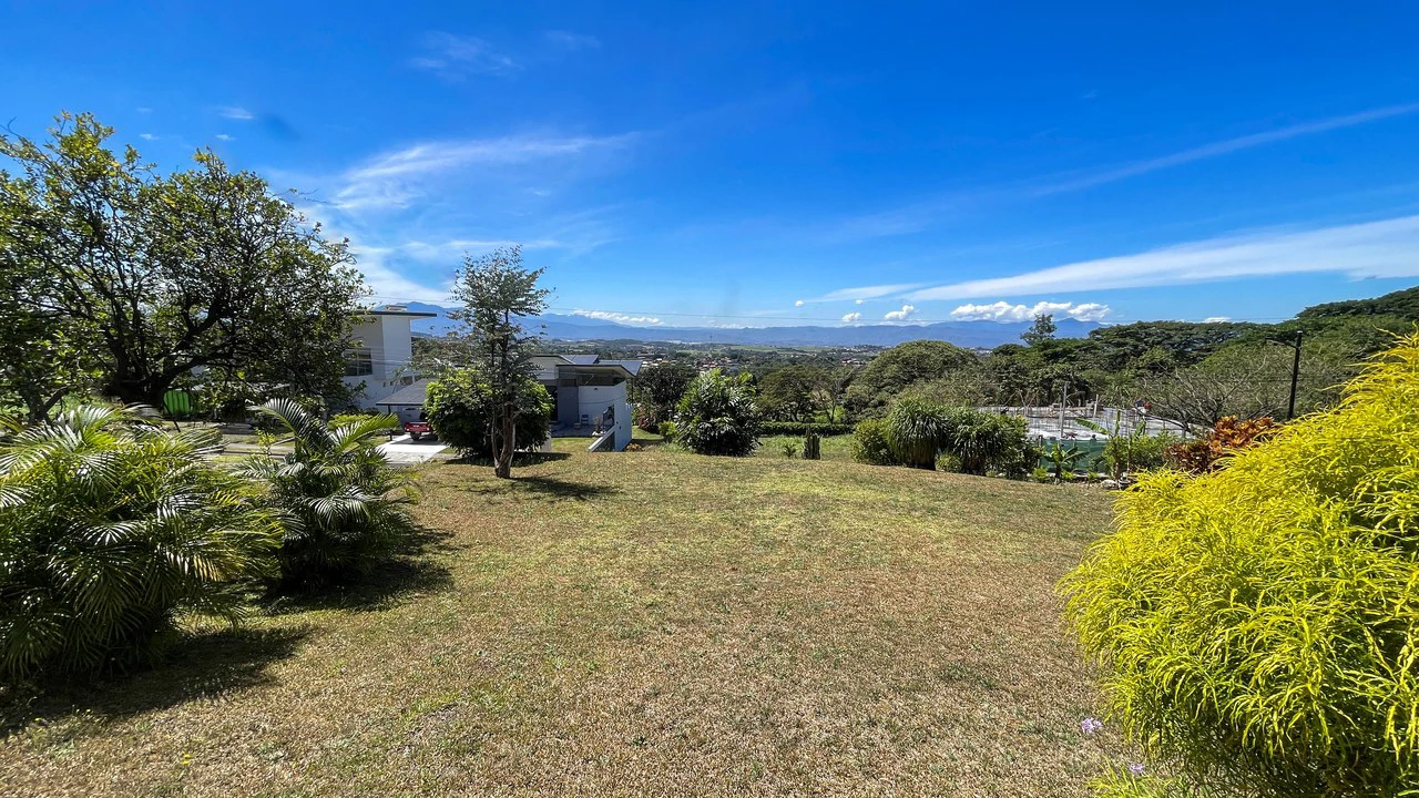 Spacious Home in Condominio El Roble – Cozy Spaces and Stunning Views - Gallery image 22