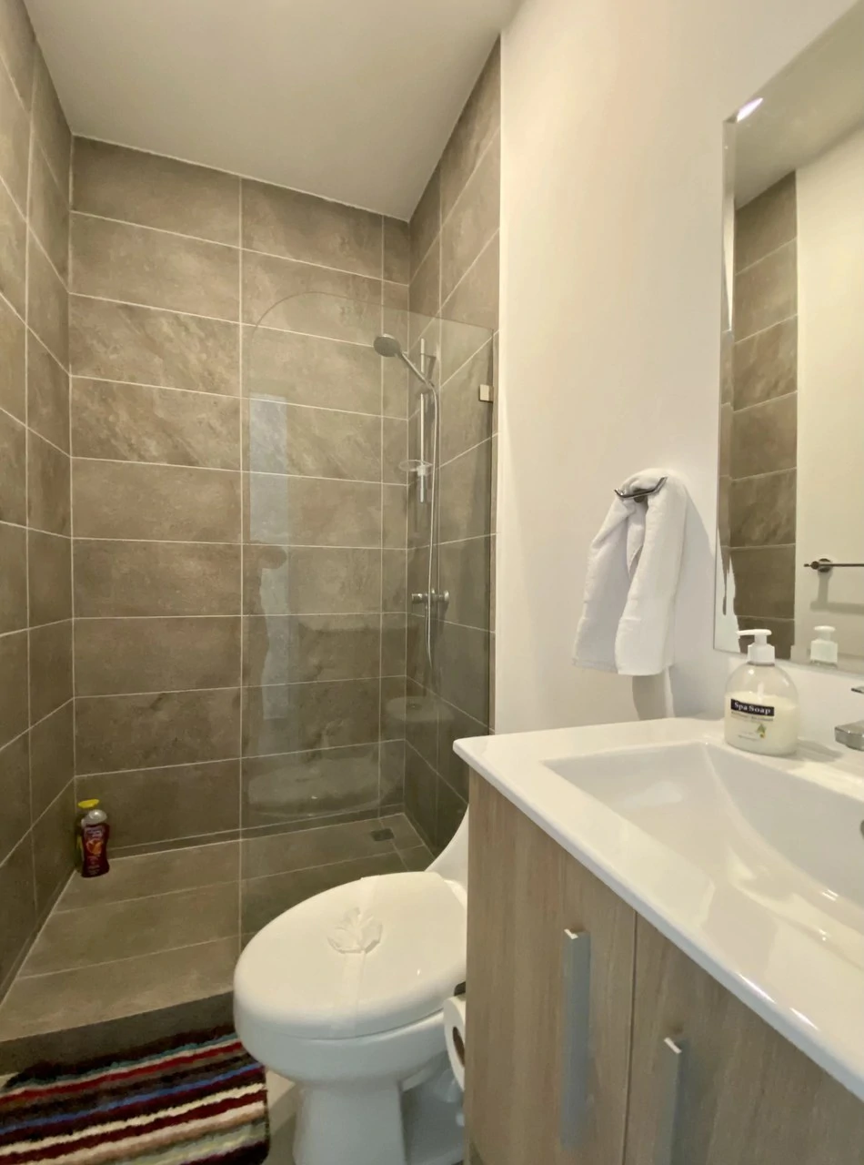 AZUL DEL MAR 54:   USD $189,000: with one-of-a-kind location with private beach, security, and amazing amenities!: Luxury resort-style living. Furnished and decorated home with many upgrades Financing - Gallery image 16