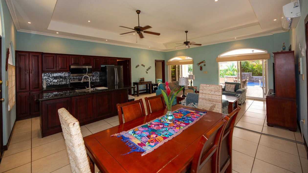 Fantastic Casa Paraiso Azul: In Demand Community in Bejuco, just 400 yards from the beach! - Gallery image 5