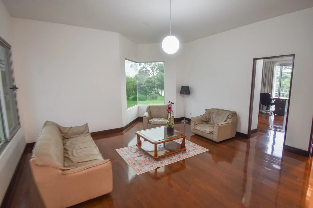 House For Sale in Lindora - Gallery image 13