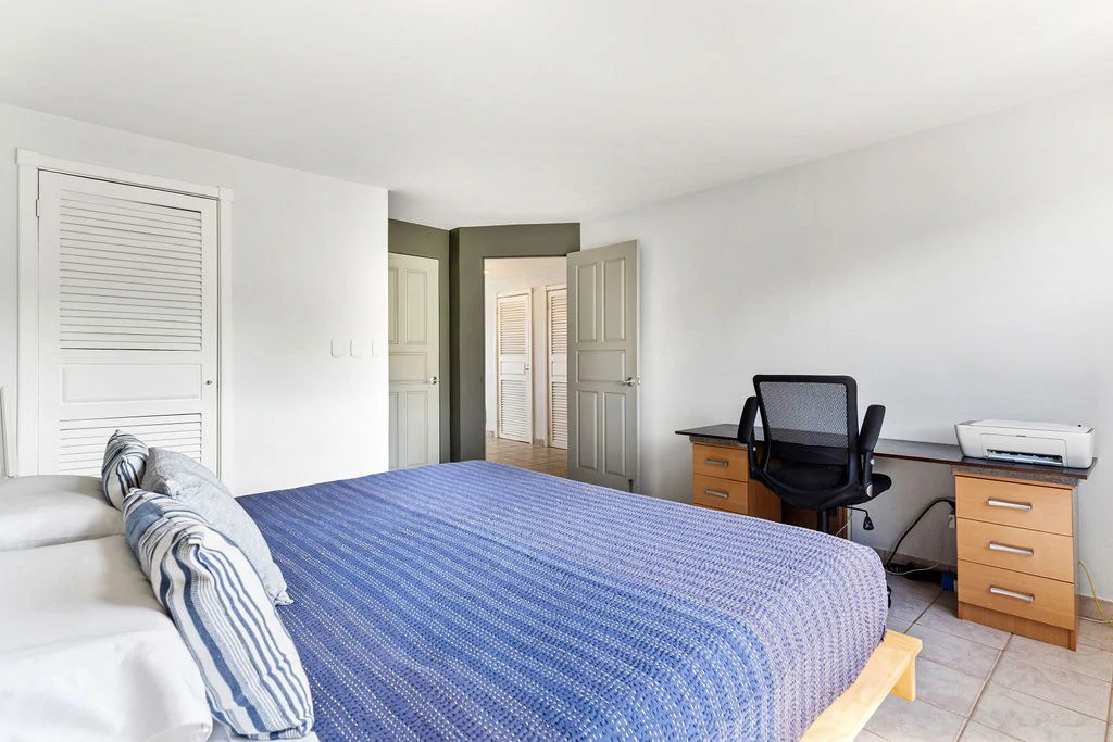 Pacific Beach #10: Fully Renovated One-Bedroom with Panoramic Ocean & Marina Views - Gallery image 10