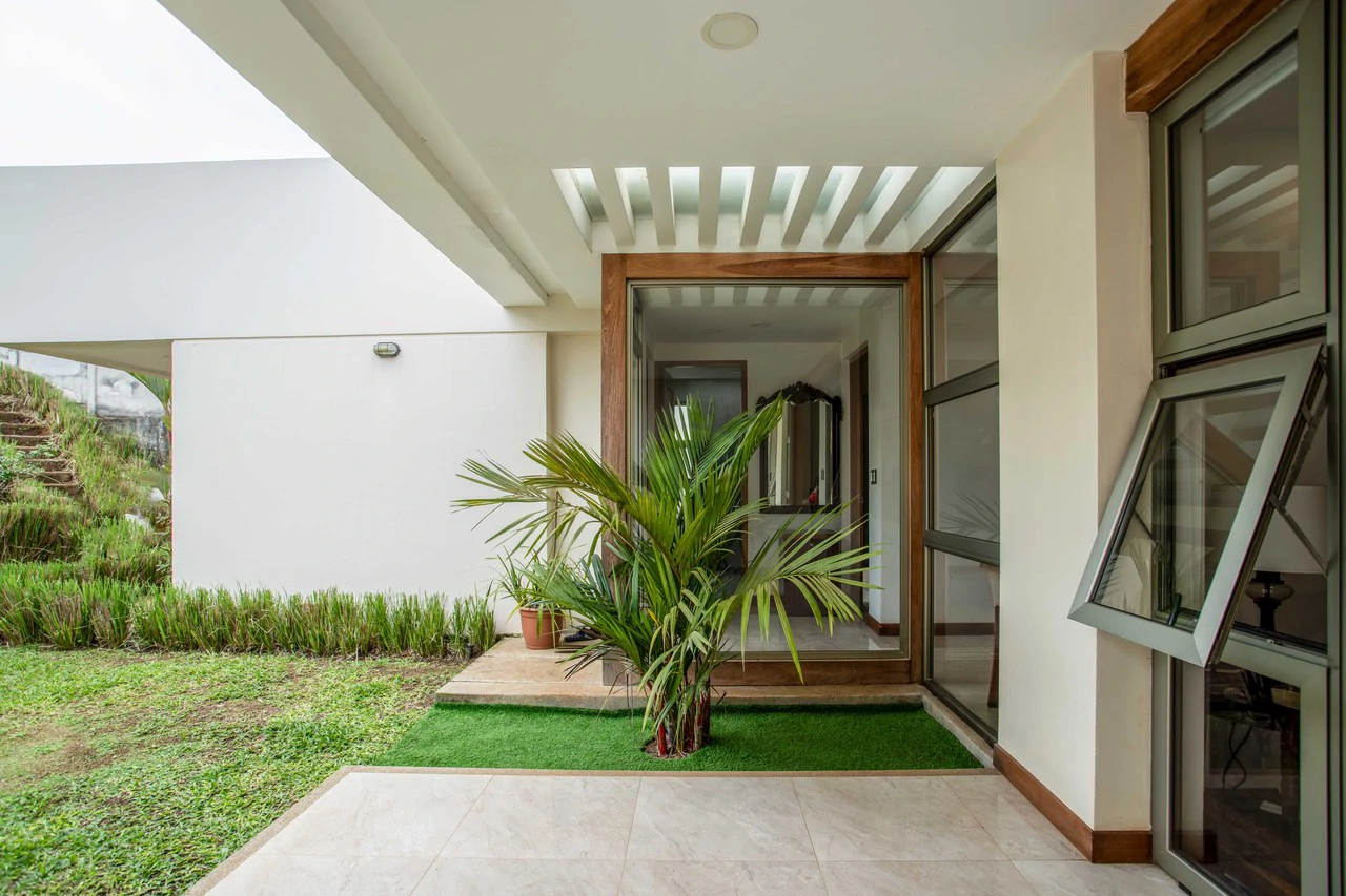 Exclusive 3-Level House in Los Tucanes, San Ramón, Costa Rica - Gallery image 15