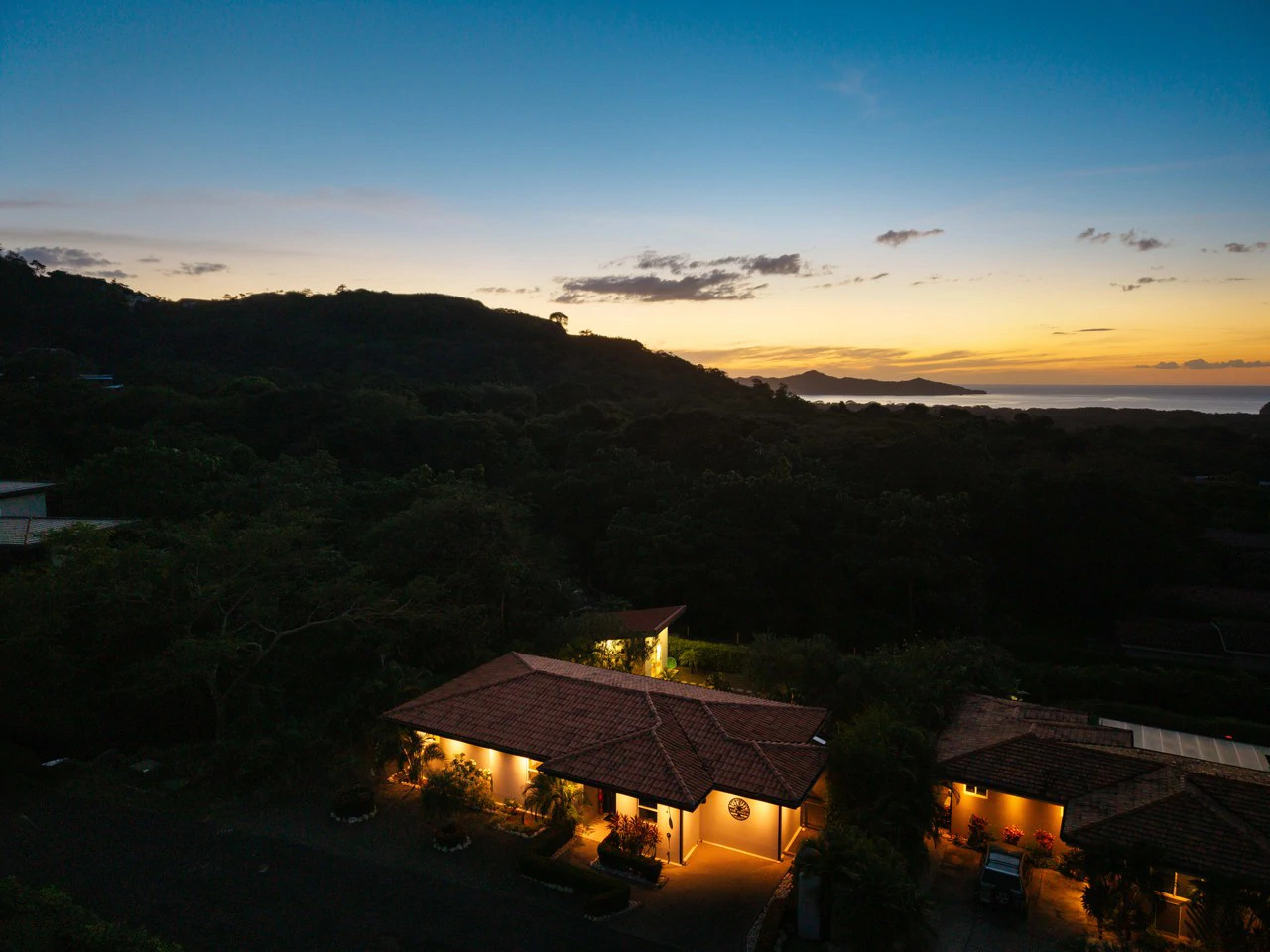 The Haven: Spacious Home + Private Casita in Gated Mar Vista Community - Gallery image 56