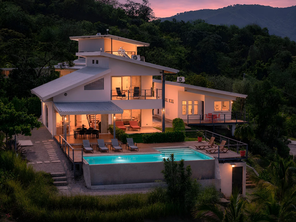 Villa Palmera: Ocean View Home for Sale in Playa Potrero, Costa Rica