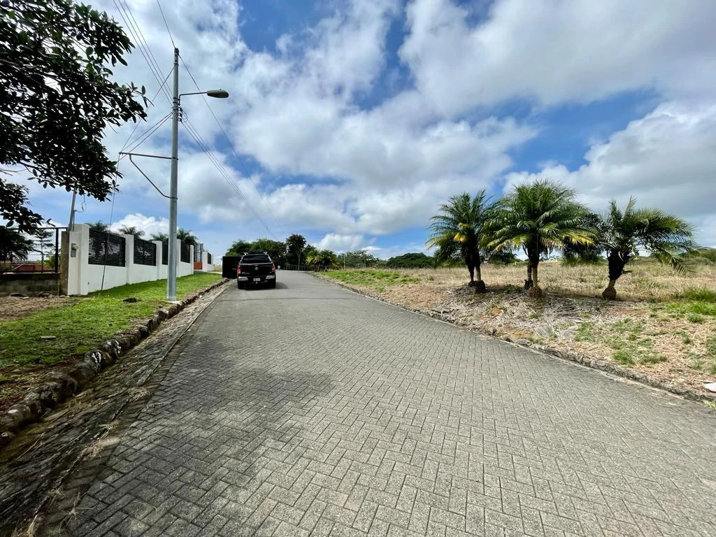 Bargain Lot for sale in Residencial Vista Mar with Ocean and mountain view between San Mateo and Orotina Alajuela Costa Rica - Gallery image 6