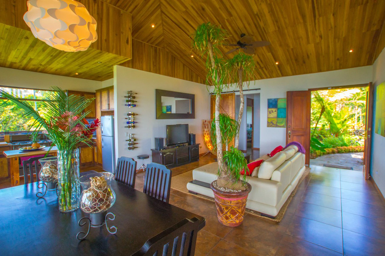 Luxury Vacation Rental Villas for Sale with Amazing Views of Lake Arenal - Gallery image 31