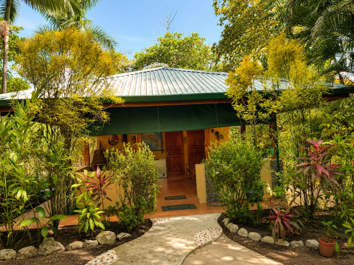 Tropical Beach Home – Sombrero, Osa Peninsula Costa Rica - Gallery image 28